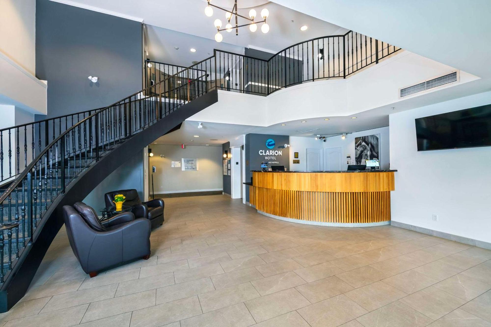 Clarion Hotel & Conference Centre Abbotsford Dış mekan fotoğraf